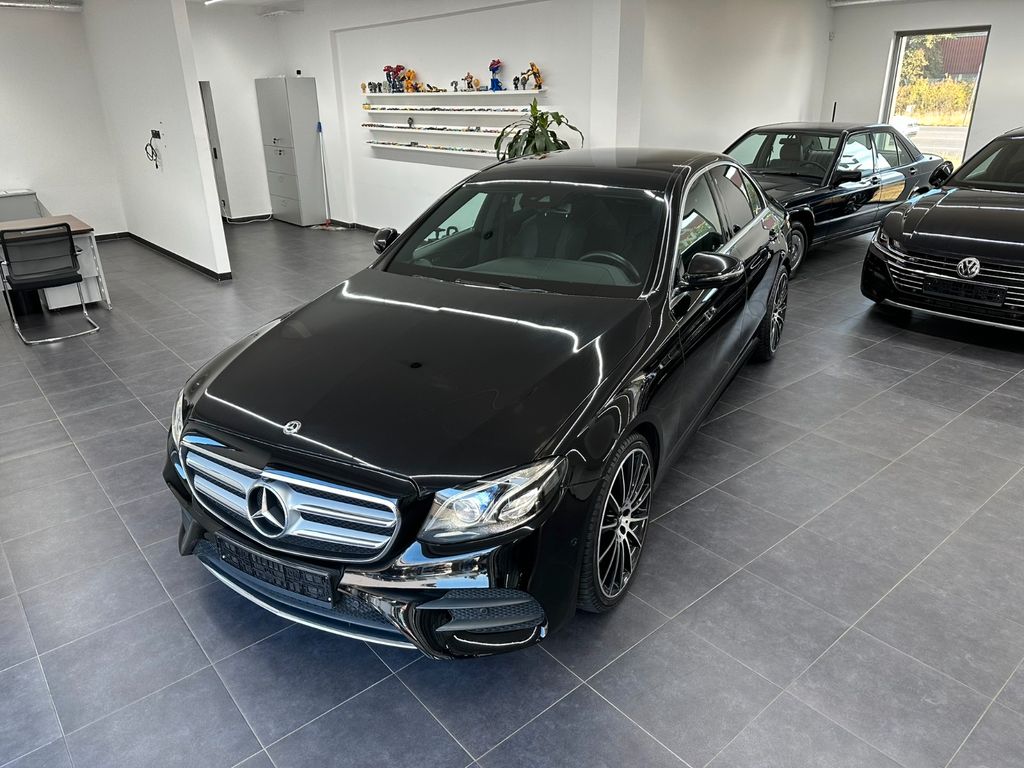 Bild des Angebotes Mercedes-Benz E 200 Lim. AMG-Widescreen-Burmester-360°-LED