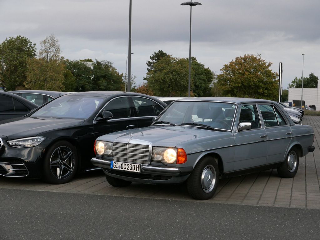 Mercedes-Benz E 230 W123 Autom. Leder, Voll, wenig km