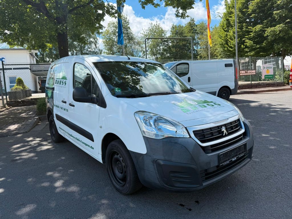 Bild des Angebotes Peugeot Partner L1 Premium*1Hand*Tüv06.2027*ServiceNeu*