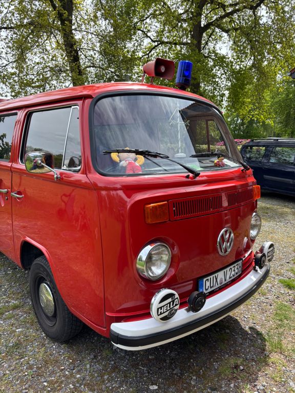 Bild des Angebotes Volkswagen T2 Feuerwehrbulli restauriert H Camper