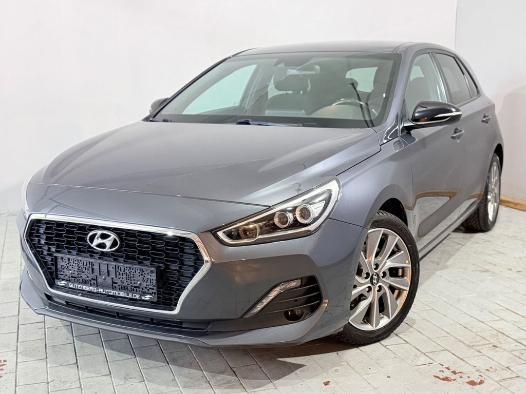 Bild des Angebotes Hyundai i30 Passion Sport Apple/Android Kamera Tempomat