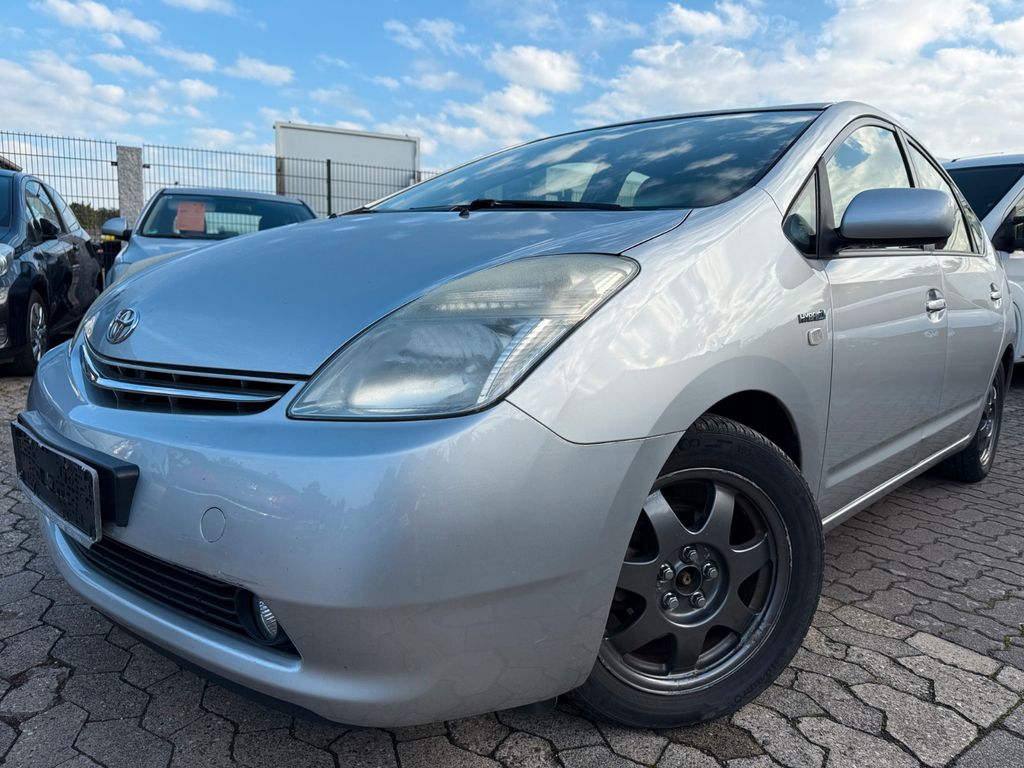 Bild des Angebotes Toyota Prius Sol 1.5 Hybrid/Benzin,Auto,Klima,Kamera