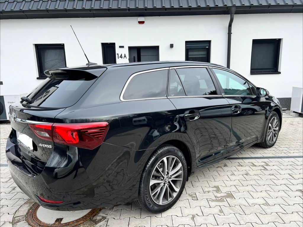 Bild des Angebotes Toyota Avensis Garagenwagen