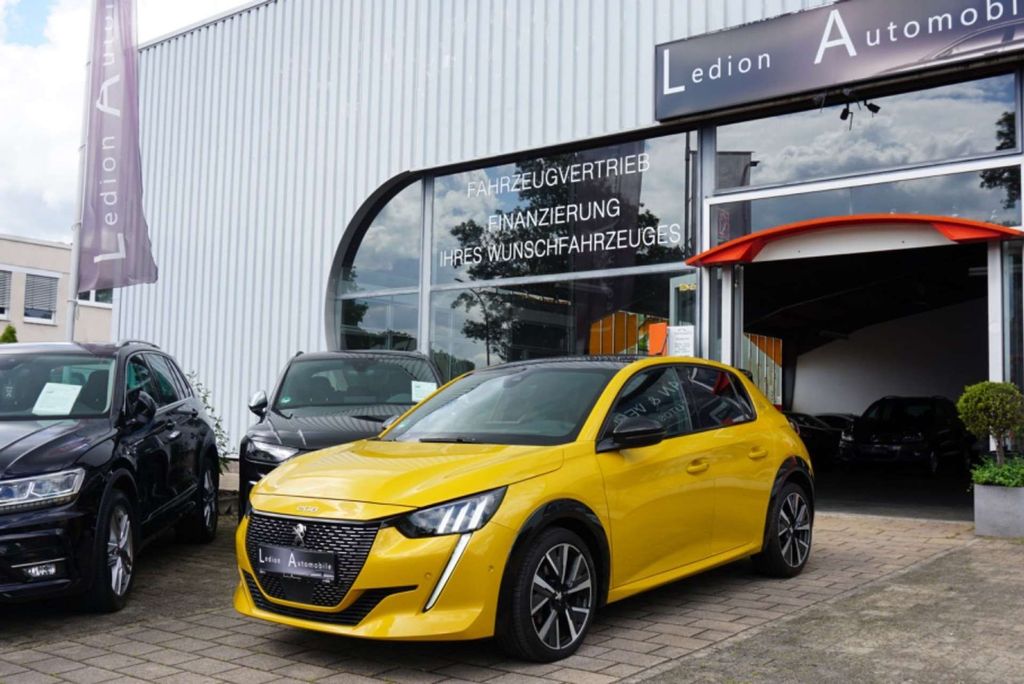 Bild des Angebotes Peugeot 208 GT 131PS AUTOMATIK 1.HAND ACC LED KAMERA NAV