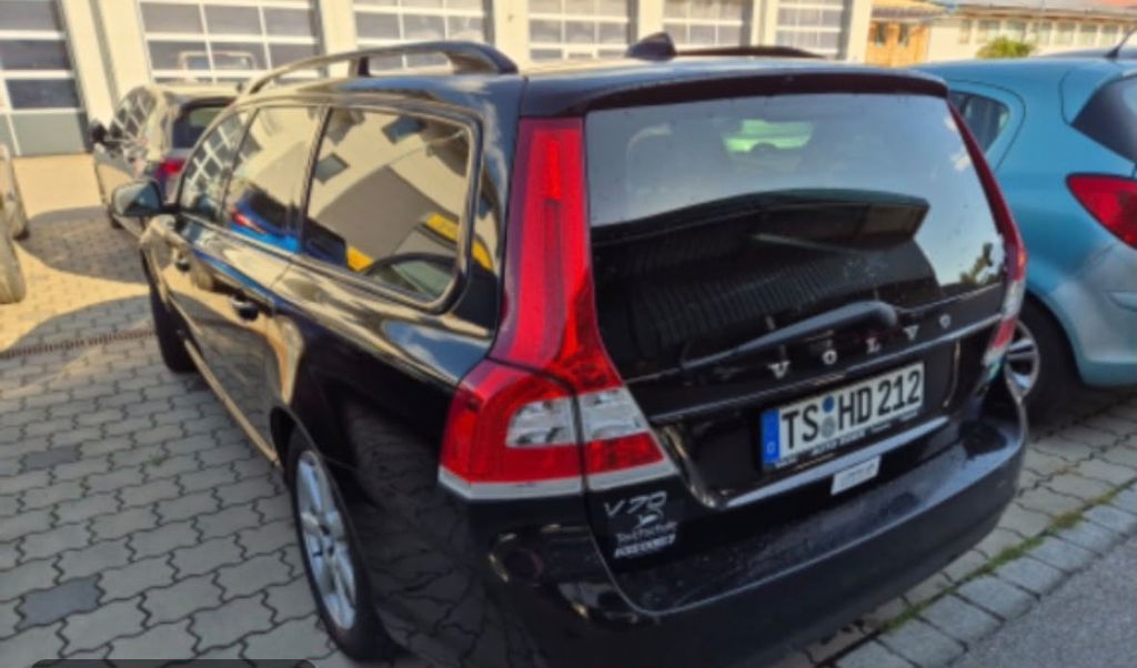 Volvo V70LinjeSvart*2.HD*Automatik*Volleder*TüvNeu*AHK