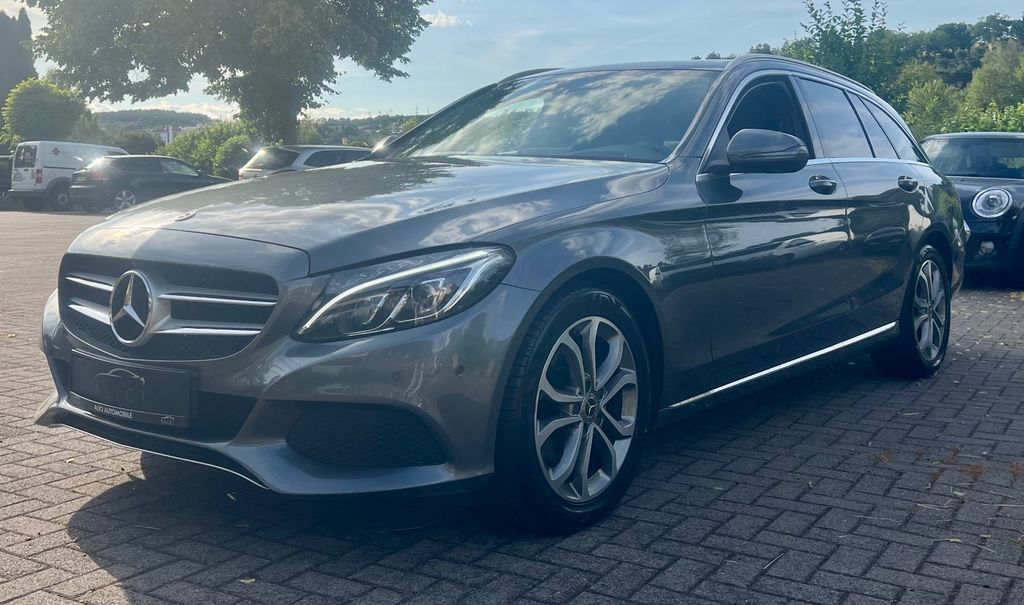Bild des Angebotes Mercedes-Benz C220 BlueTec / d T /NAV/KAM/Head-up/Assist./