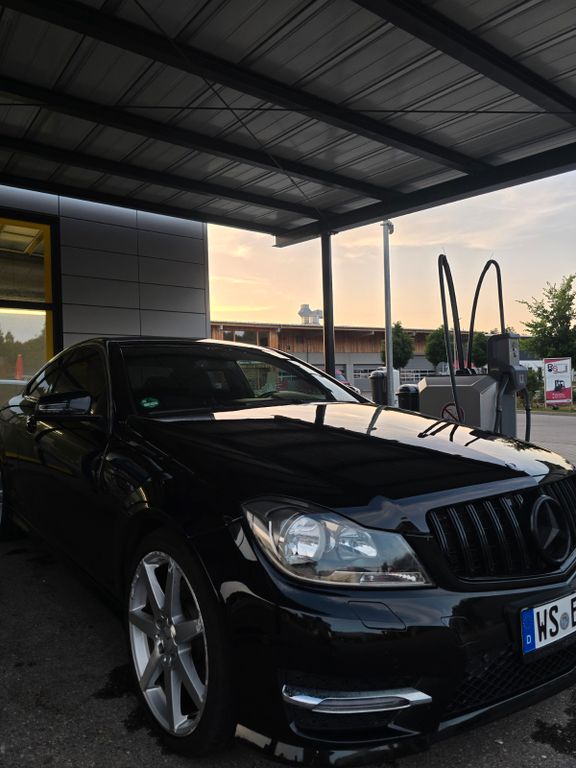 Bild des Angebotes Mercedes-Benz C 250 CDI Coupé - Amg-line, Sport, Vollleder
