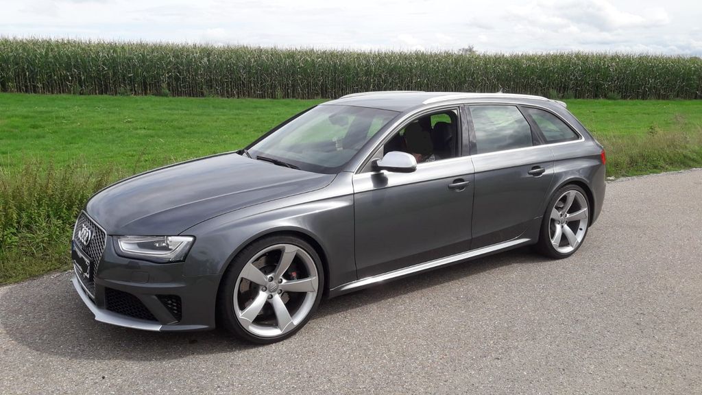 Audi RS4 4.2 FSI S tronic quattro Avant