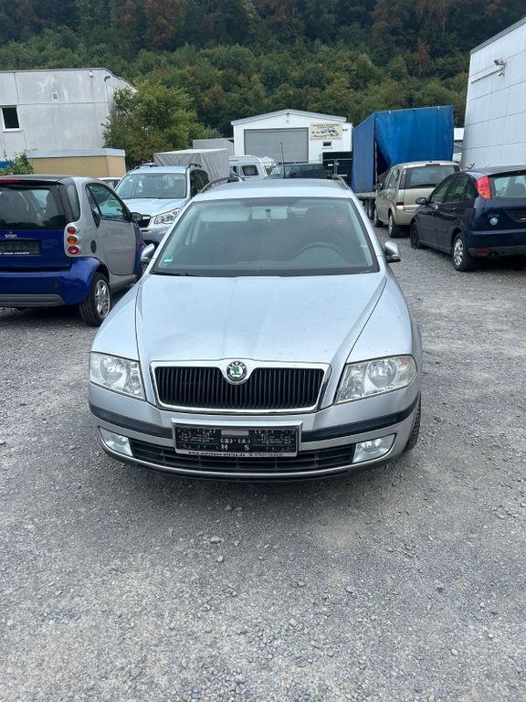Bild des Angebotes Skoda Octavia 2.0 TDI Elegance Combi