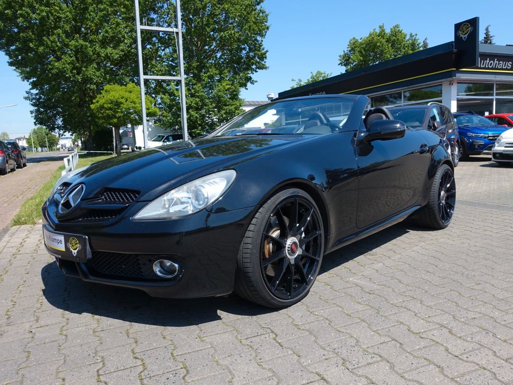 Bild des Angebotes Mercedes-Benz SLK 300 Roadster 2Look Edition Navi Airscarf SHZ