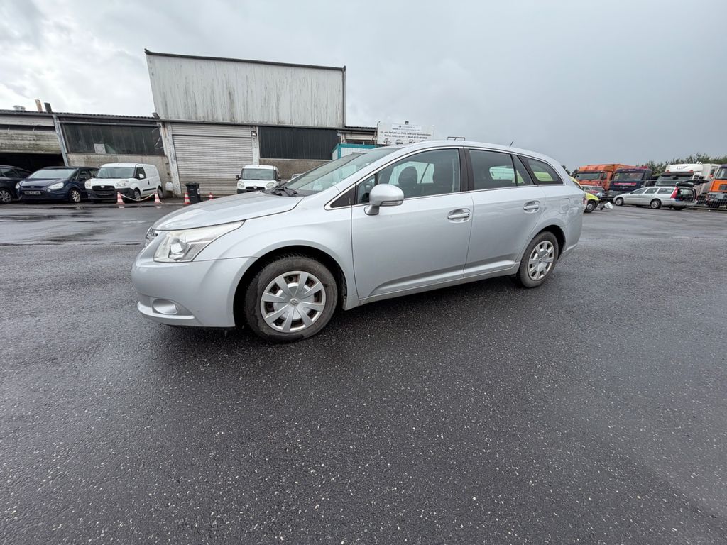 Bild des Angebotes Toyota Avensis Kombi Sol