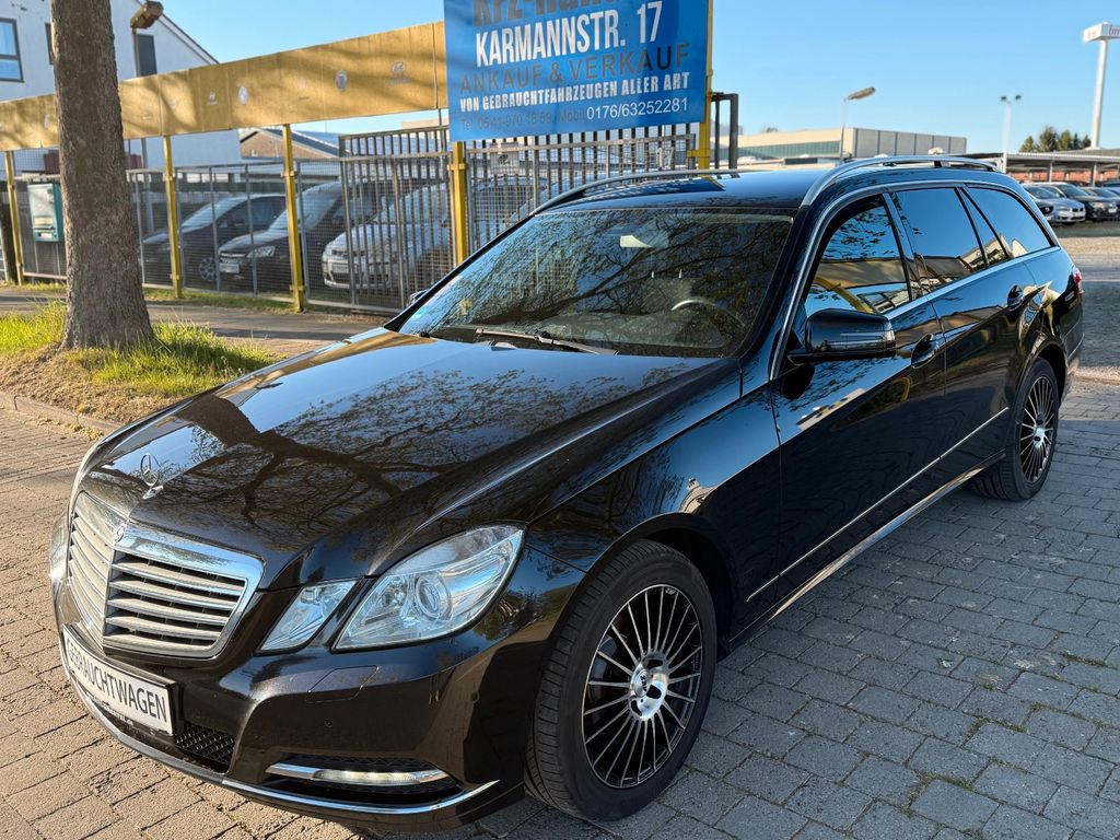 Bild des Angebotes Mercedes-Benz E 220 CDI T-Modell  BlueEfficiency NAVI KLIMA PD