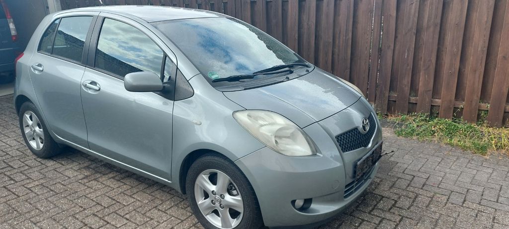 Bild des Angebotes Toyota Yaris 1.3 Edition Edition