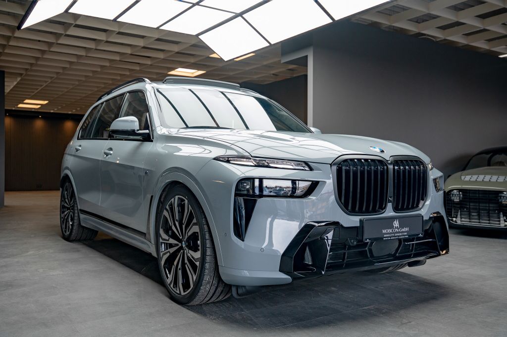 Bild des Angebotes BMW X7 XDRIVE40D + MASSAGE + INDIVIDUAL + M SPORT