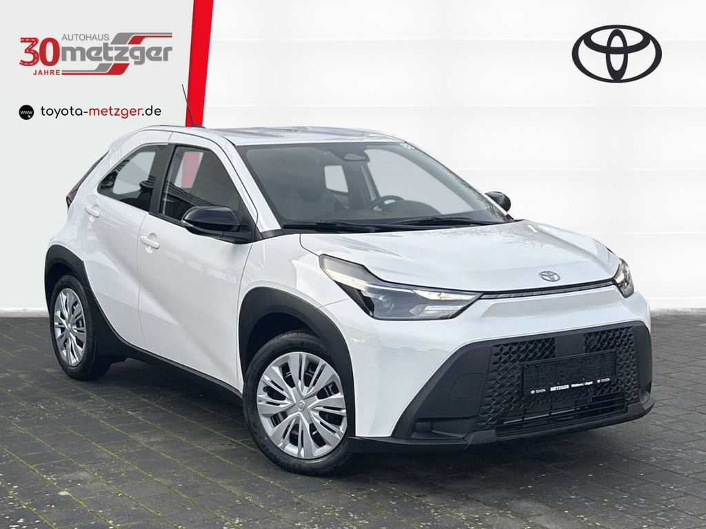Bild des Angebotes Toyota Aygo X 1.5 Hybrid Pure +Kamera +CarPlay +Klimaau
