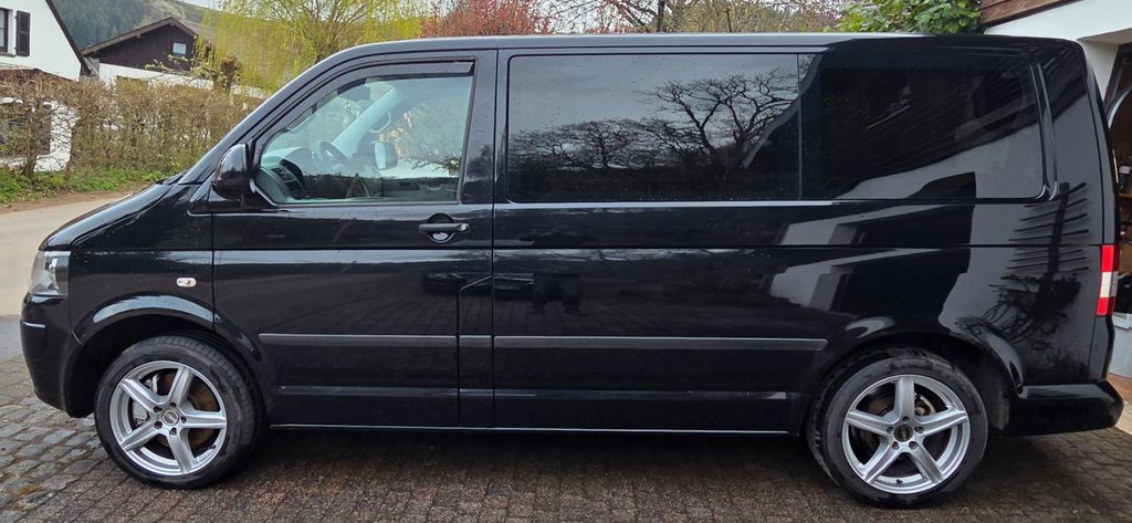 Bild des Angebotes Volkswagen T5 Kombi