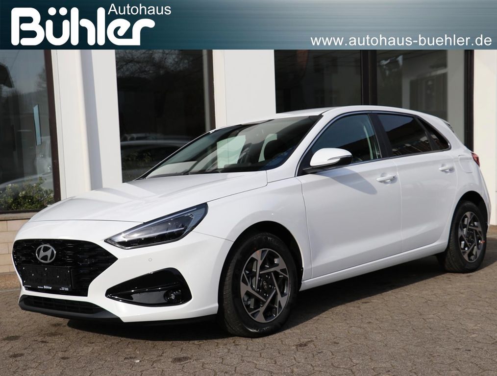 Bild des Angebotes Hyundai i30 Trend 1.6 T-GDI DCT-Aut. LED, Navi, Sitzh...