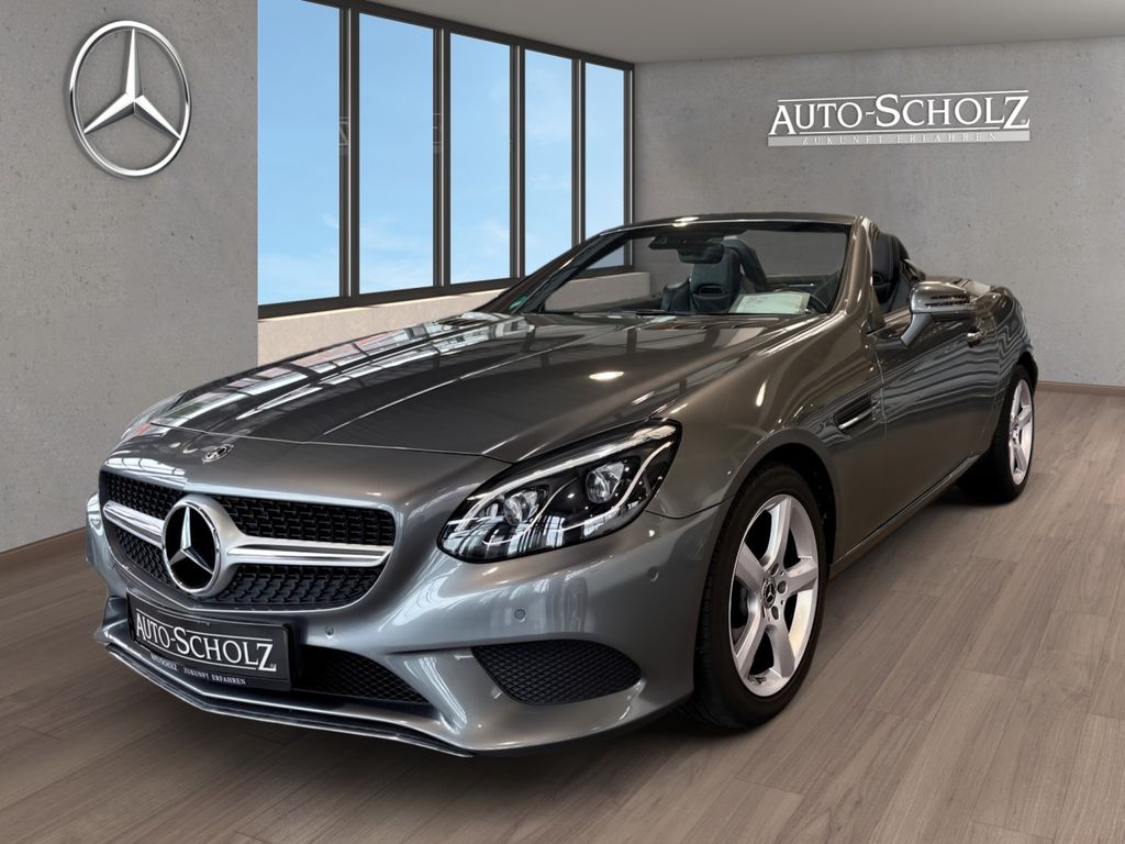 Bild des Angebotes Mercedes-Benz SLC 180 LED ILS+VOLLLEDER+AMBIENTE+TOTWINKEL+SHZ