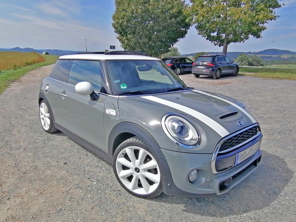 Bild des Angebotes MINI Cooper S Panoramadach/Automatik/NaviProf/HarmanK