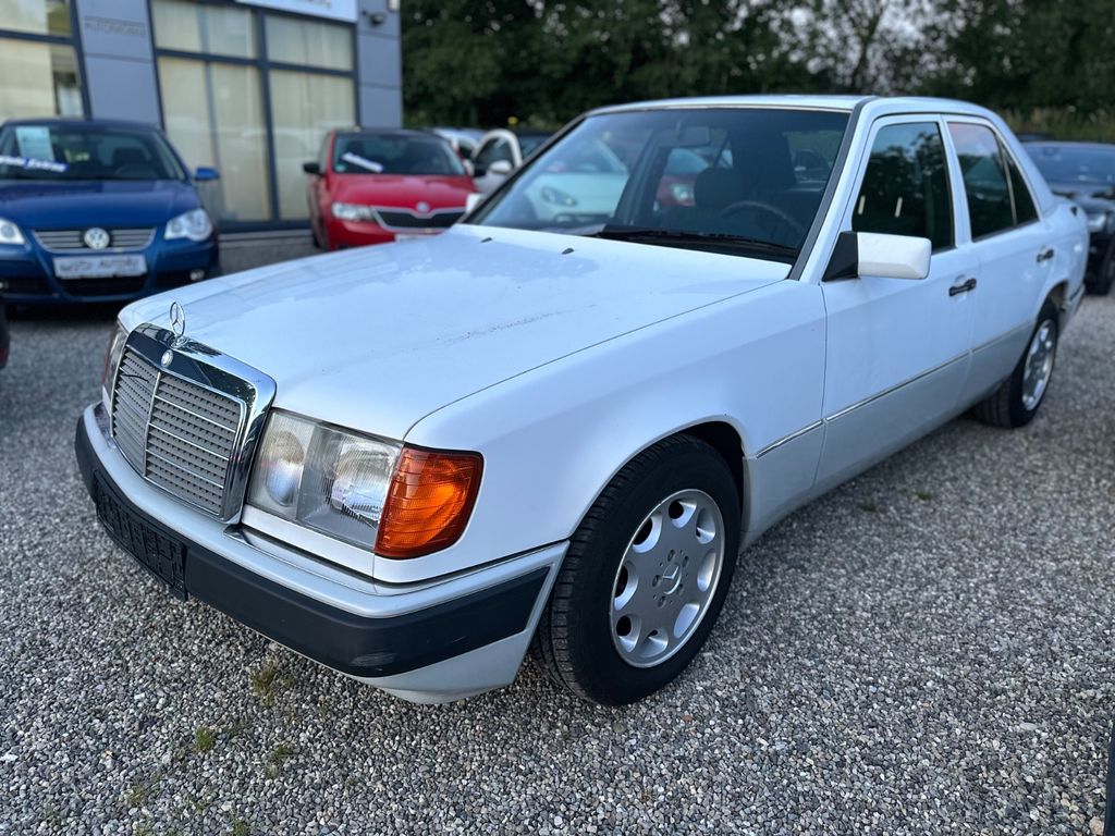 Mercedes-Benz 200 Diesel