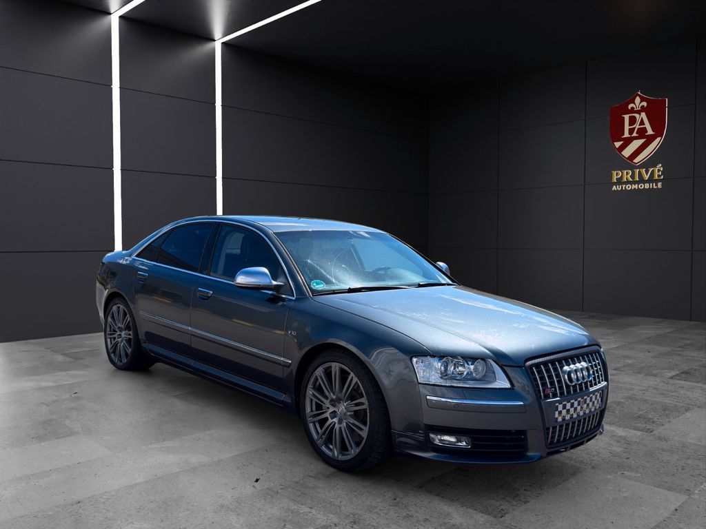 Bild des Angebotes Audi S8 5.2 quattro Deutsches Fahrzeug~Carbon~Bose