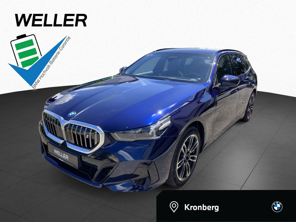 Bild des Angebotes BMW i5 xDrive40 T M SPORT AdLED,AHK,Pano,H/K,DAPro