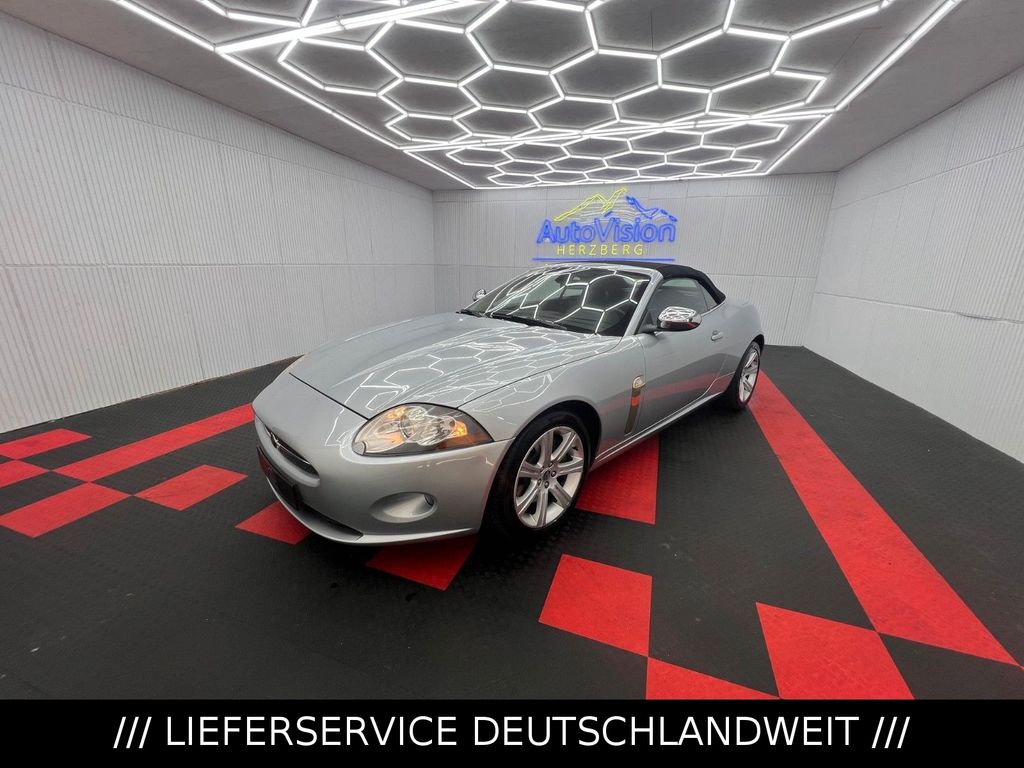 Bild des Angebotes Jaguar XK Coupe/Cabriolet 4.2 Cabrio Navi Bi Xen Leder