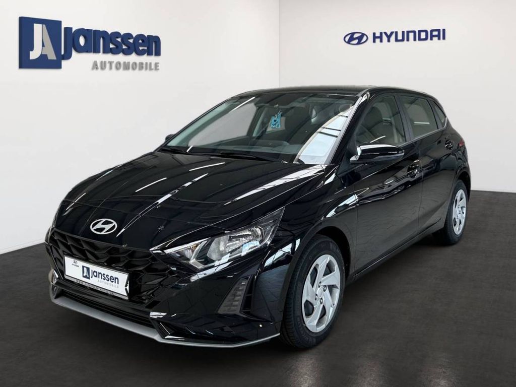 Bild des Angebotes Hyundai i20 FL (MY26) 1.0 T-GDI (90 PS) 6-MT 2WD Select