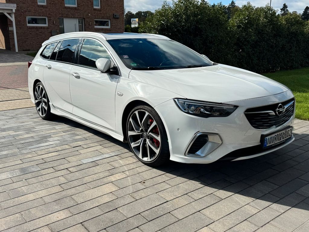 Opel Insignia 2.0 BiTurbo Diesel GSI Auto 4x4 ST GSI