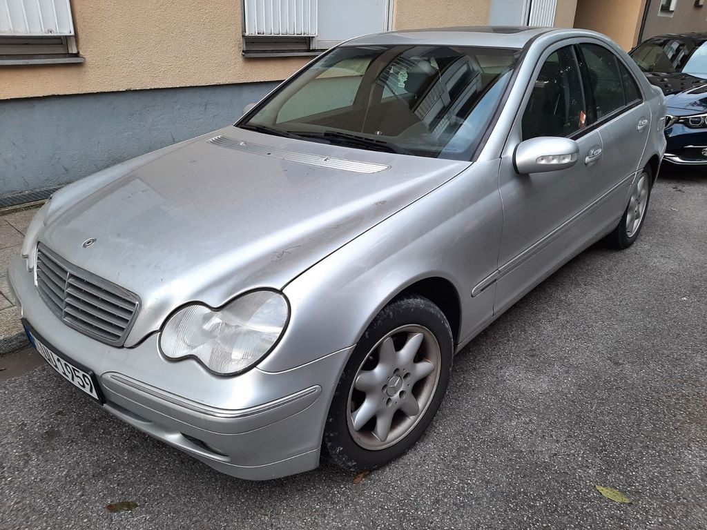 Bild des Angebotes Mercedes-Benz C 240-AUTOMATIK-TEMPOMAT-SITZHEIZUNG-TOP-AC-elFH