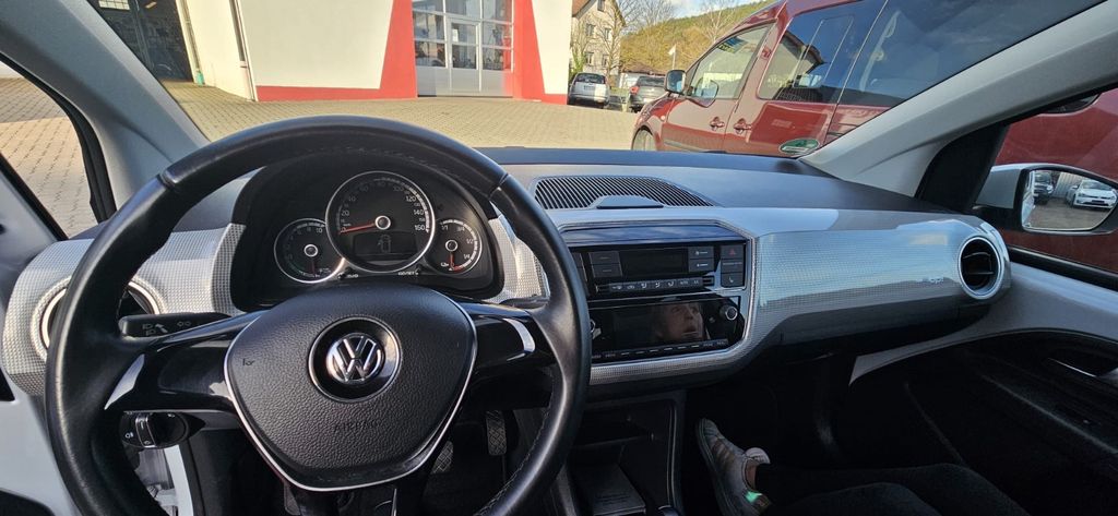 Bild des Angebotes Volkswagen e-up! e-load up! e-load up!