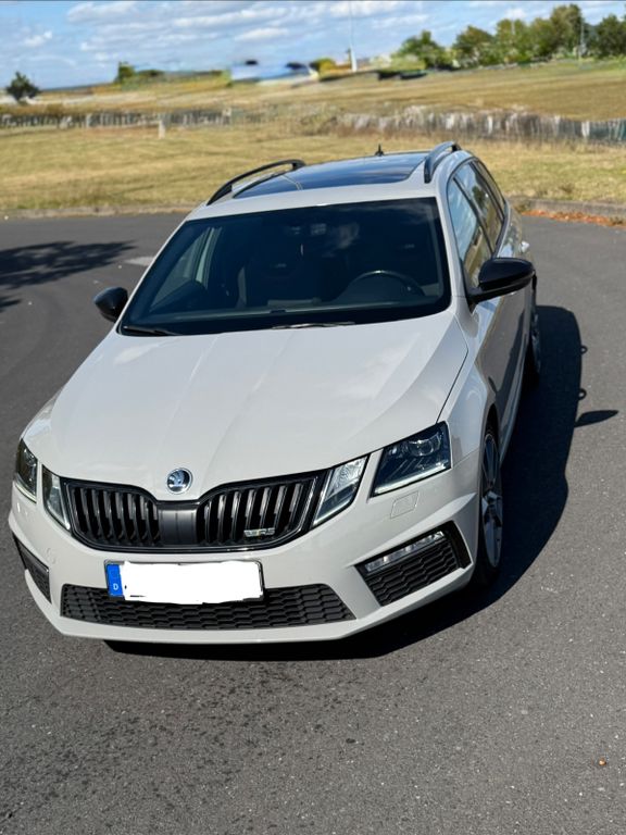 Bild des Angebotes Skoda Octavia 2.0 TDI RS VRS DSG 4x4 L&K grau Pano AHK