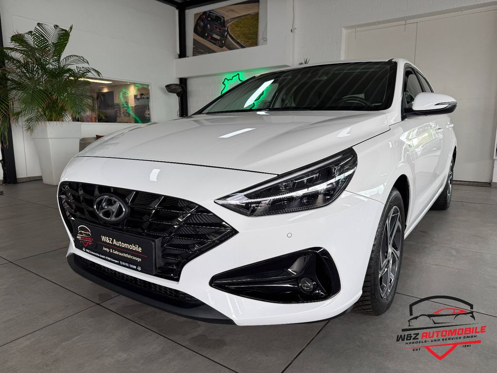 Bild des Angebotes Hyundai i30 1.5 T-GDI +Navi+LED+Kamera+SHZ+PDC+