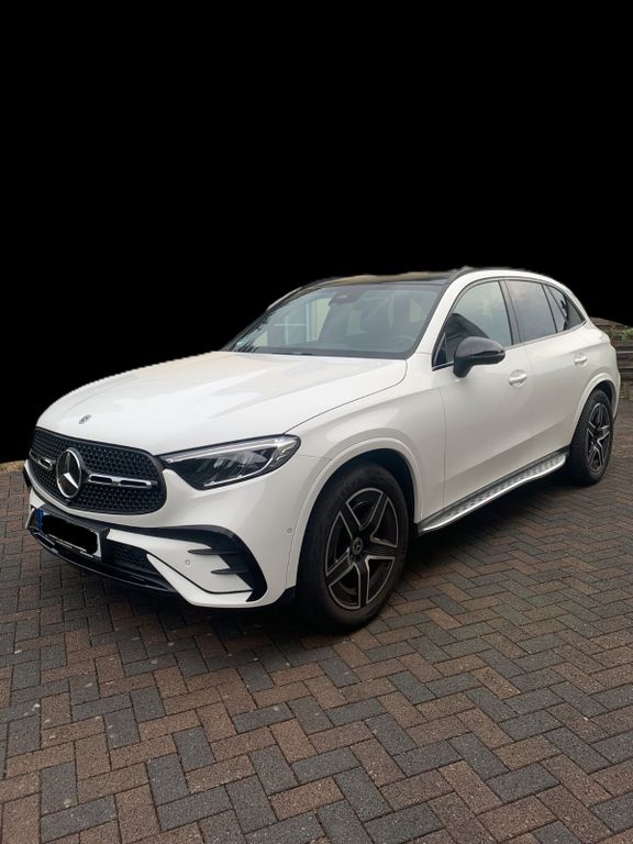Bild des Angebotes Mercedes-Benz GLC 200 4M | AMG Line | Pano | 360 |Memory | AHK