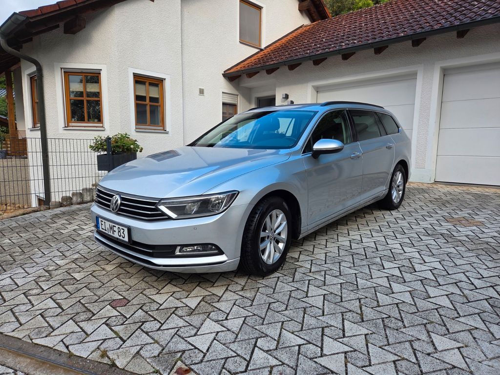 Bild des Angebotes Volkswagen Passat Variant 2.0 TDI DSG Comfortline Varia...