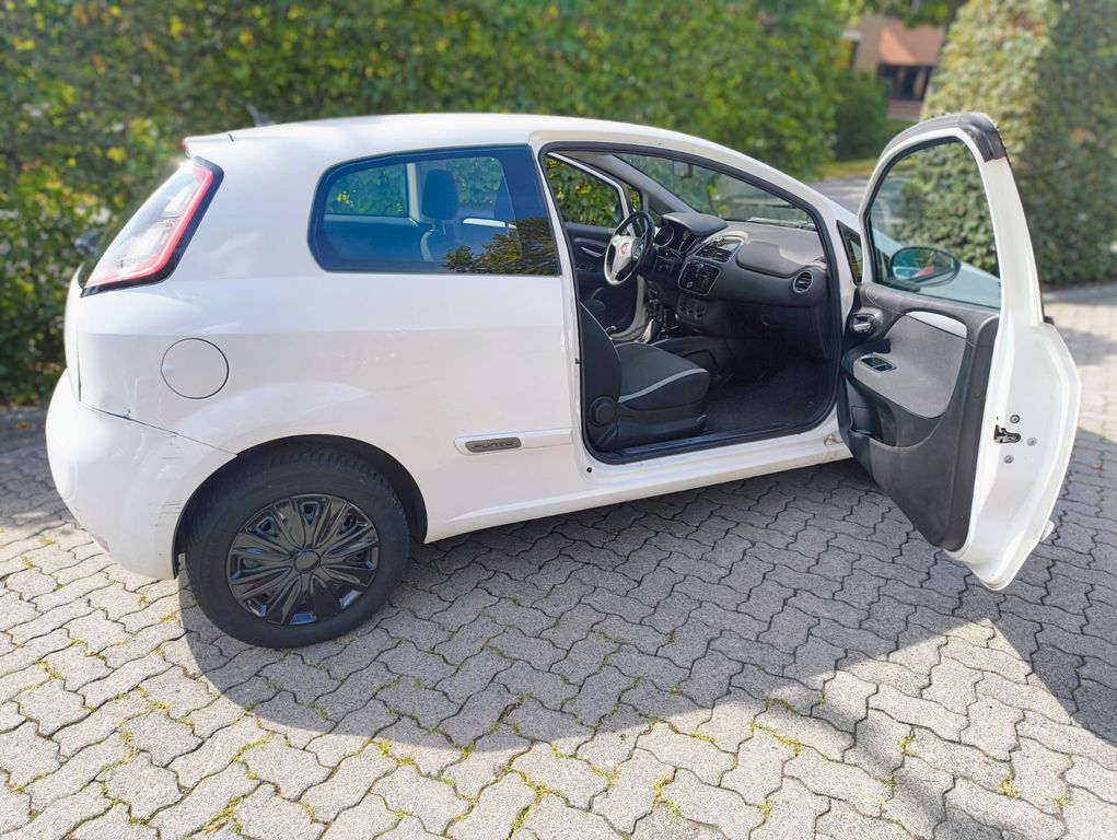 Bild des Angebotes Fiat Punto 2012| TÜV 04/2027 | Zahnriemen Frisch