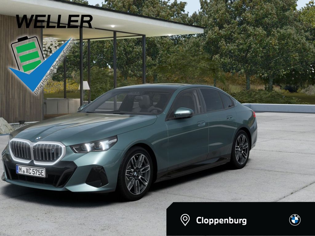 Bild des Angebotes BMW i5 xDr40 M Sport Pano,AktivL,Iconic,B&W,AutoBahn