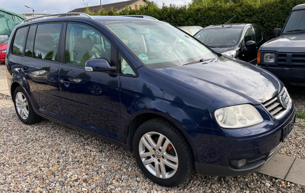 Bild des Angebotes Volkswagen Touran Highline 1.6, 7 Sitze
