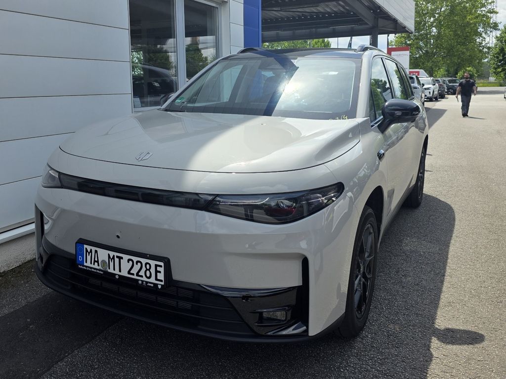 Bild des Angebotes Leapmotor C10 REEV Style 250€ Tankgutschein
