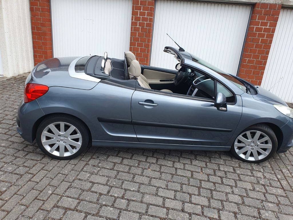 Bild des Angebotes Peugeot 207 CC Roland Garros 150 THP Roland Garros