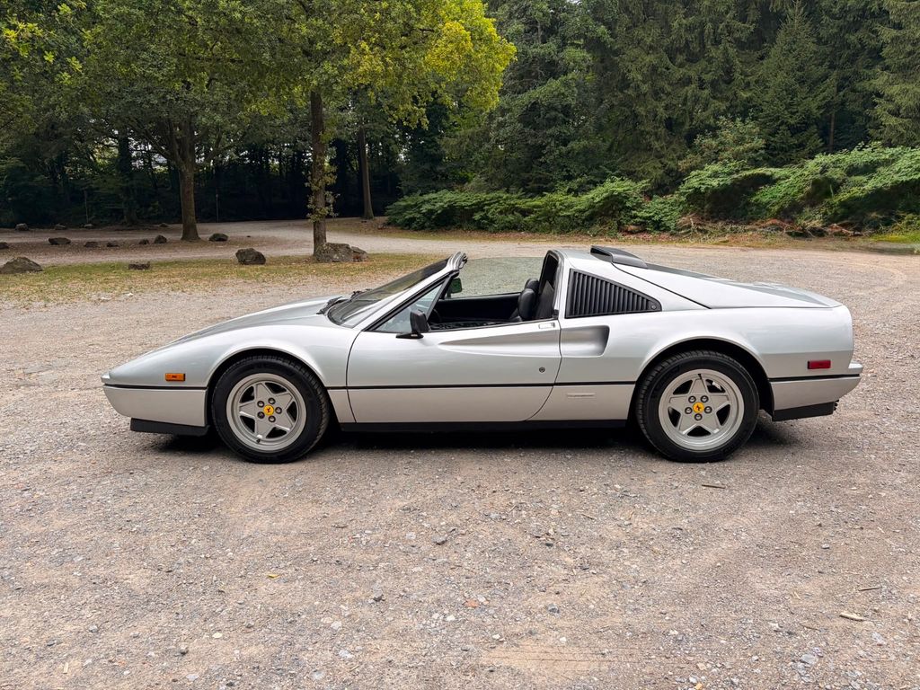 Ferrari 328 GTS (Oldtimer)