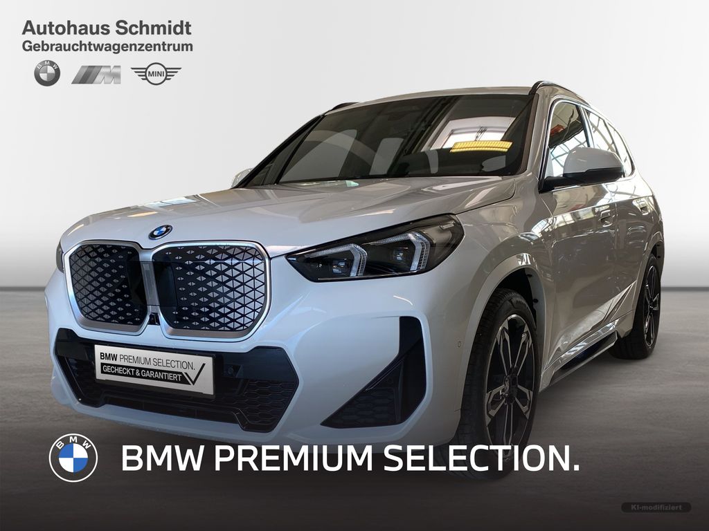 Bild des Angebotes BMW iX1 xDrive30 372€ netto/mtl.*M Sportpaket*19"*LC