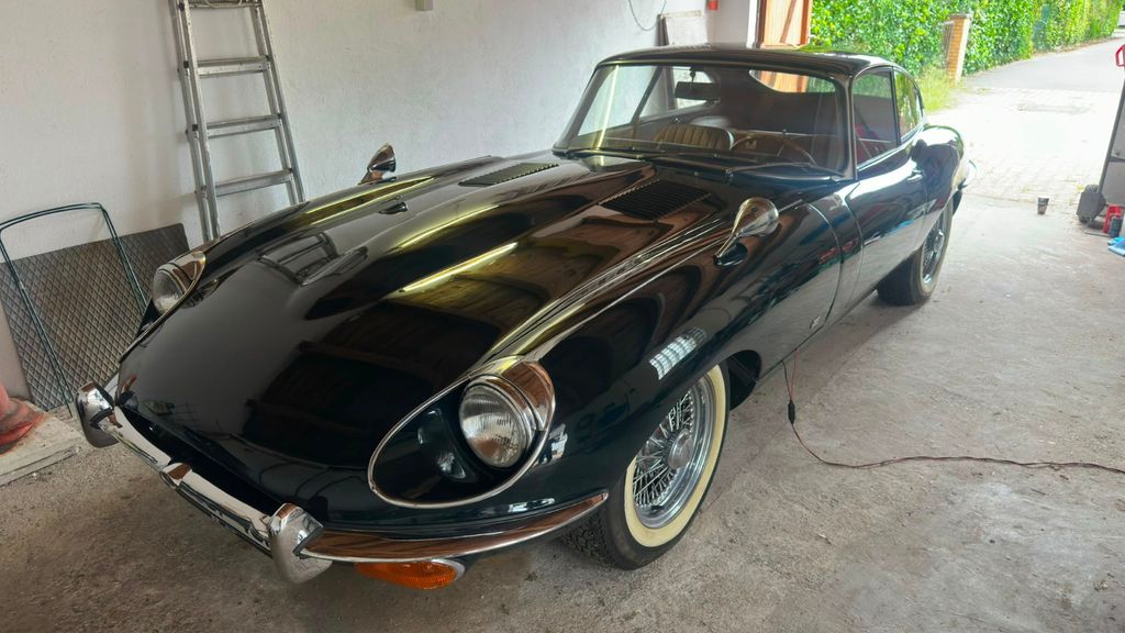 Bild des Angebotes Jaguar E-Type Serie II 4.2L Manual 2. Hand Sammlerhand