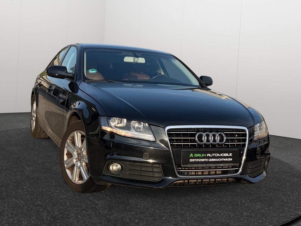 Bild des Angebotes Audi A4 Lim. Attraction/Leder/TÜV 03.2028/