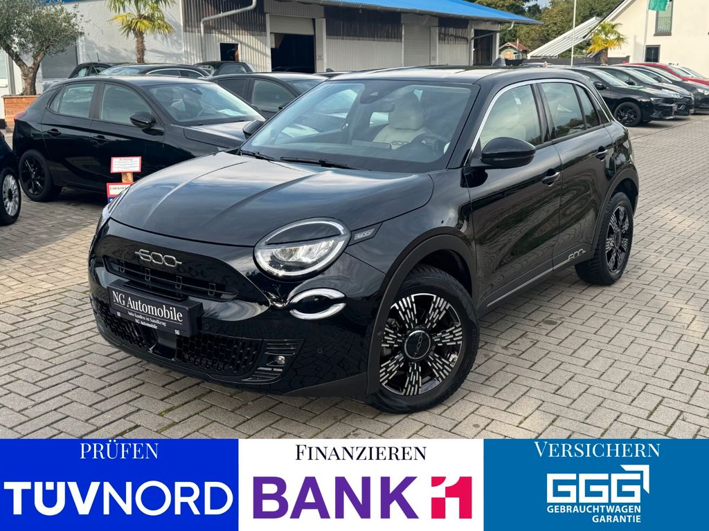 Bild des Angebotes Fiat 600 1.2 Mild-Hybrid Automatik *Cam*Carplay*SHZ*