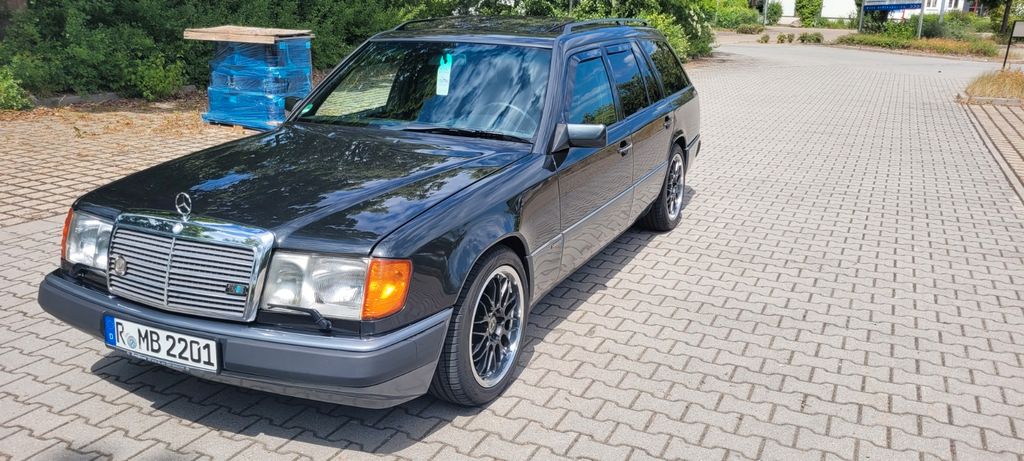 Bild des Angebotes Mercedes-Benz 300 TE Sportline 7 Sitzer