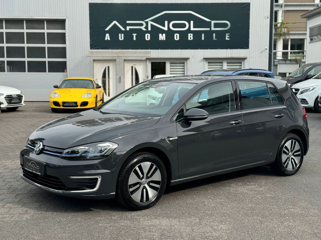 Volkswagen Golf VII e-Golf *CCS *LED *PDC *NAVI *TÜV06/28