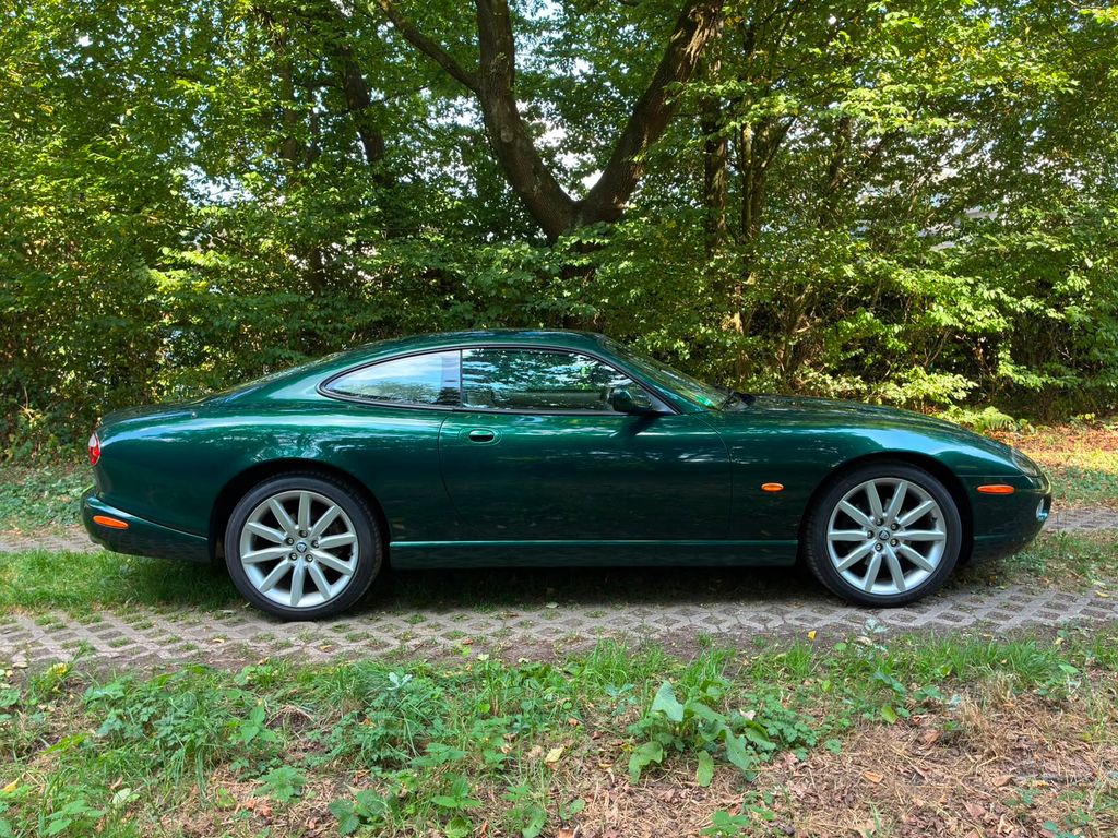 Jaguar XK8 Coupe - Liebhaberfahrzeug