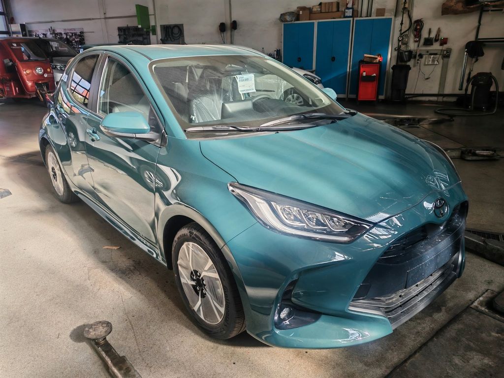 Bild des Angebotes Toyota Yaris Hybrid Teamplayer Sitzheizung / Lenkradh.