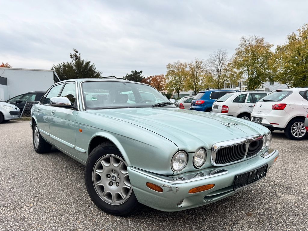 Bild des Angebotes Jaguar XJ Executive 3.2* TÜV 09/2028